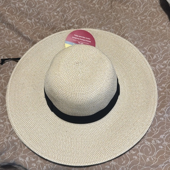 Solar Escape Woven Wide Brim UV Grasslands Hat with Chinstrap - Picture 1 of 9